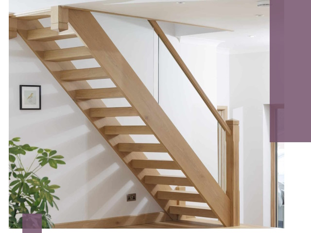 Изготовление деревянных лестниц под ключ в Спасске-Дальнем для дома