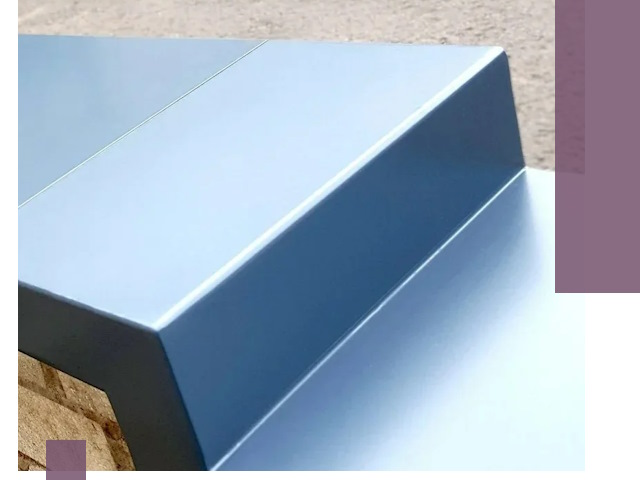 Крышки на парапет в Спасске-Дальнем: изготовление и монтаж под ключ