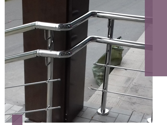 Монтаж поручней из нержавеющей стали в Спасске-Дальнем качественно и быстро